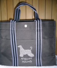 ��i�ȃO���[